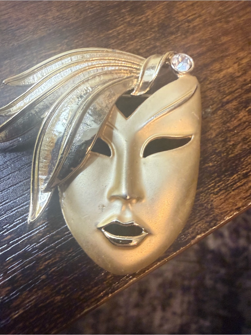 Gold Tone Theatrical Mask Brooch - Women Accessories